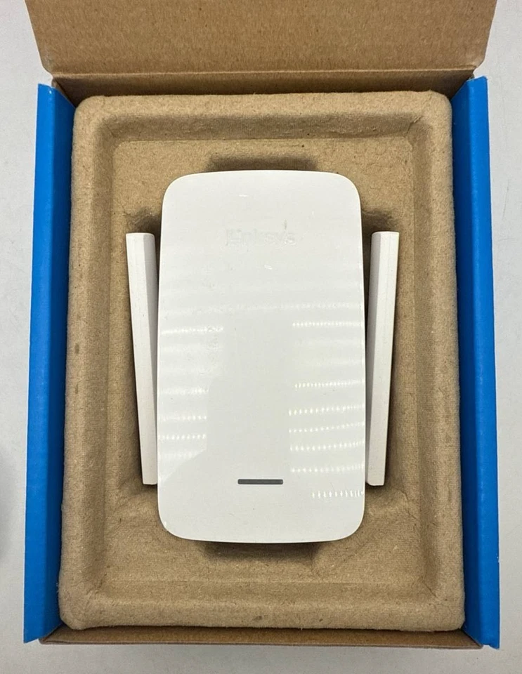 Linksys AC750 Wi-Fi Range Extender Boost RE6300 Dual-Band Gigabit Ethernet White - Image 4 of 4