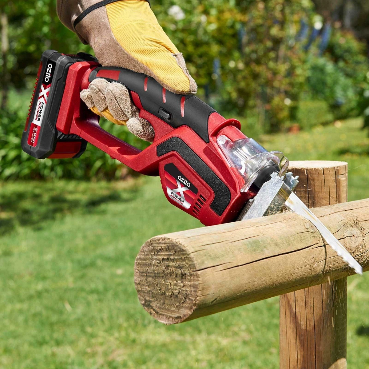 Image of Ozito PXCPRS-018U cordless pruning saw