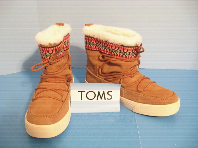 toms women's alpine waterproof suede boot