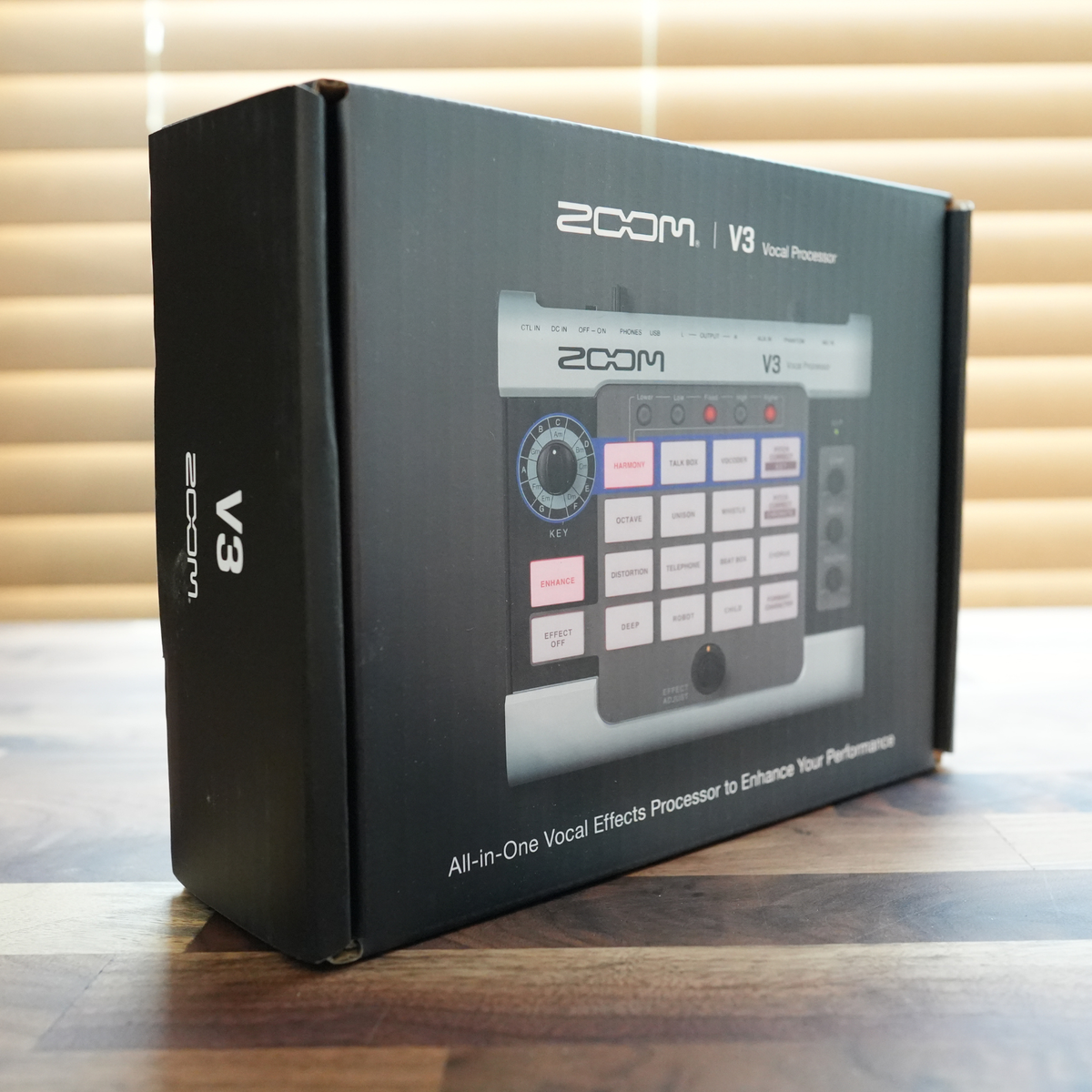 ZOOM V3 Vocal Processor ボイスプロセッサー ZOOM V3 ボーカルプロセッサー ボーカルエフェクター 大幅値下げ×