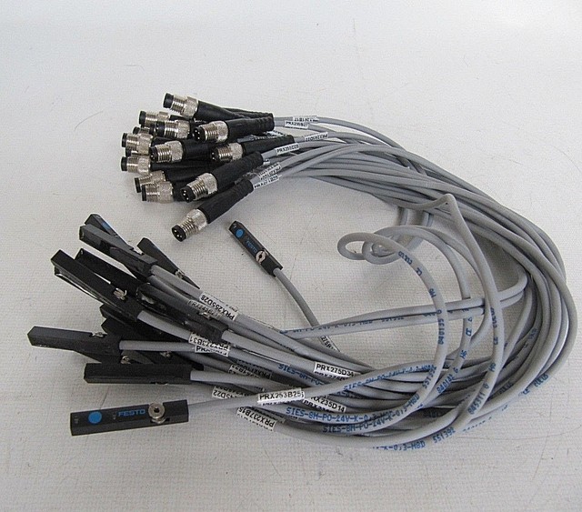 Festo Proximity / Cylinder Position Sensor SIES8MP024VK0,3M8D