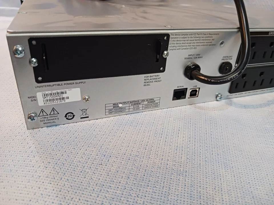 APC Smart-UPS 1500VA LCD RM 2U 120V - Image 3 of 3