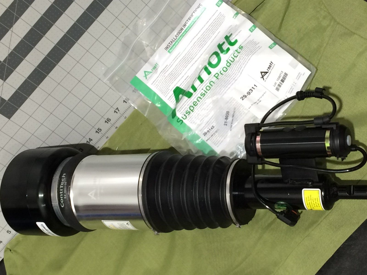 BRAND-NEW Arnott Air Suspension Strut AS-2784, 29-4494