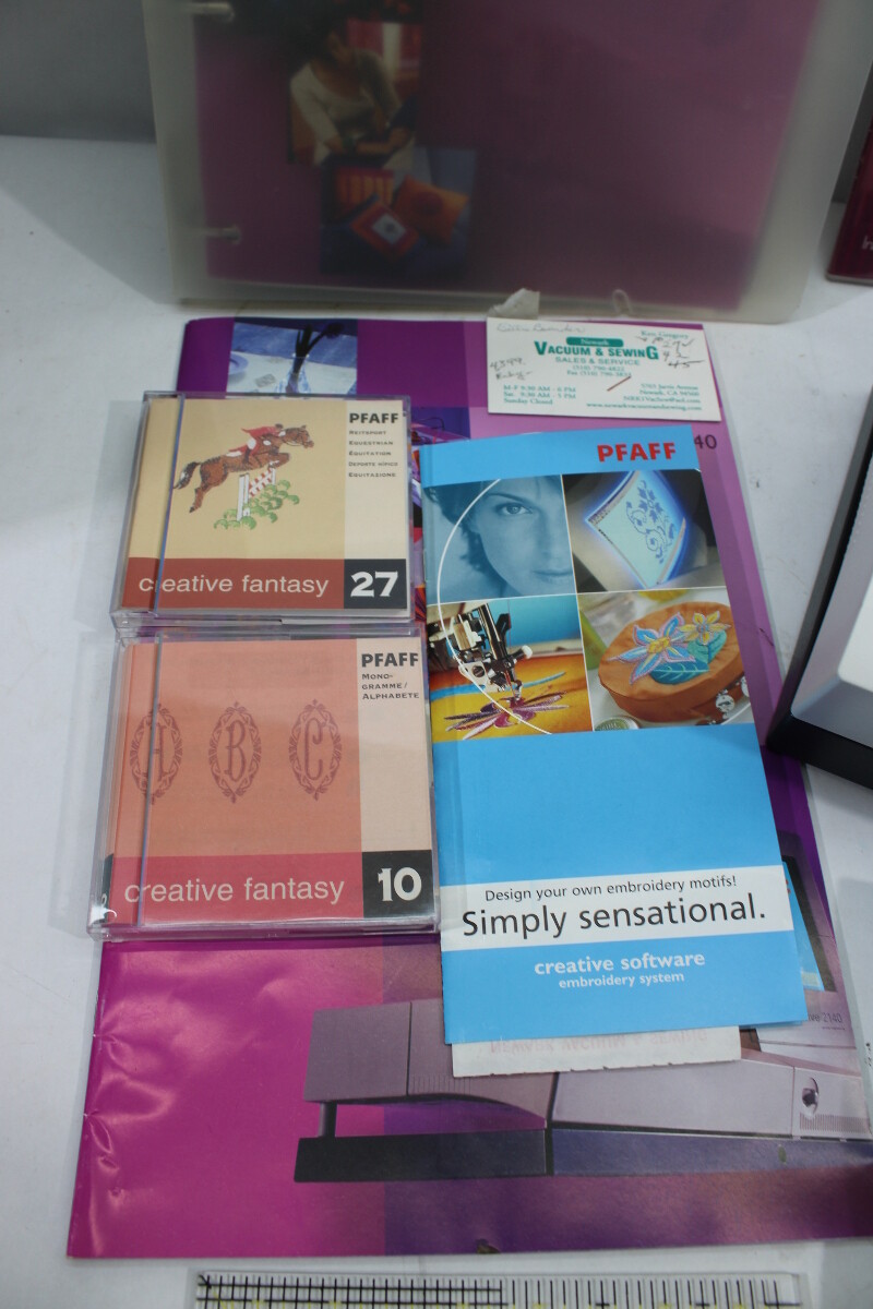 Pfaff Creative 2140 Embroidery Quilting Sewing Machine In Rolling Case