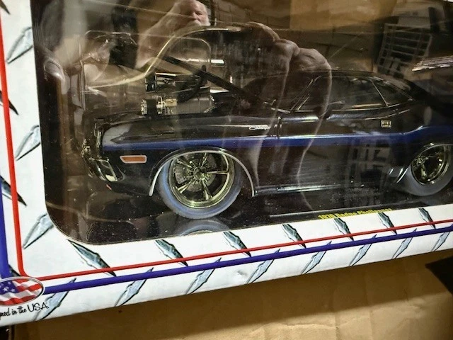 1970 DODGE CHALLENGER GROUND POUNDER M2 MACHINES LIMITED ISSUE - Image 3 of 4