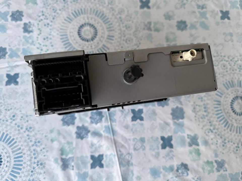 AUTORADIO PER RENAULT Megane III 281153266R (08 16) Con Codice Sblocco - Immagine 2 di 3