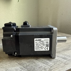 Mitsubishi Electric HG-MR43 AC Servo Motor 3AC 114V 400W Low Inertia IP65