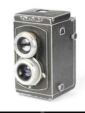 Camera TLR 6x6 Lens P Angenieux Type U1 4.5/75mm