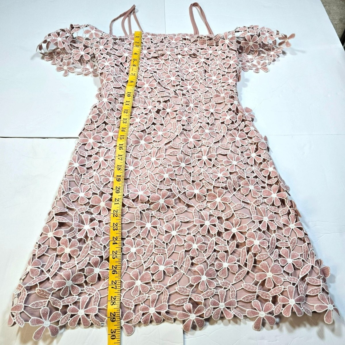 French Connection Floral eyelet Lace Overlay mini Dress Pink Size 6 off shoulder | eBay French Connection Floral eyelet Lace Overlay mini Dress Pink Size 6 off shoulder | eBay
