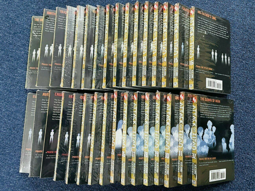 Comics Attack On Titan English Vol 1-34 End Full Set Anime Book Manga - Picture 4 of 5