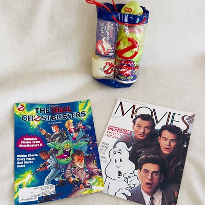 PREMIRE ISSUE The Real GhostBusters Magazine +Poster & More Set Great Deal!   