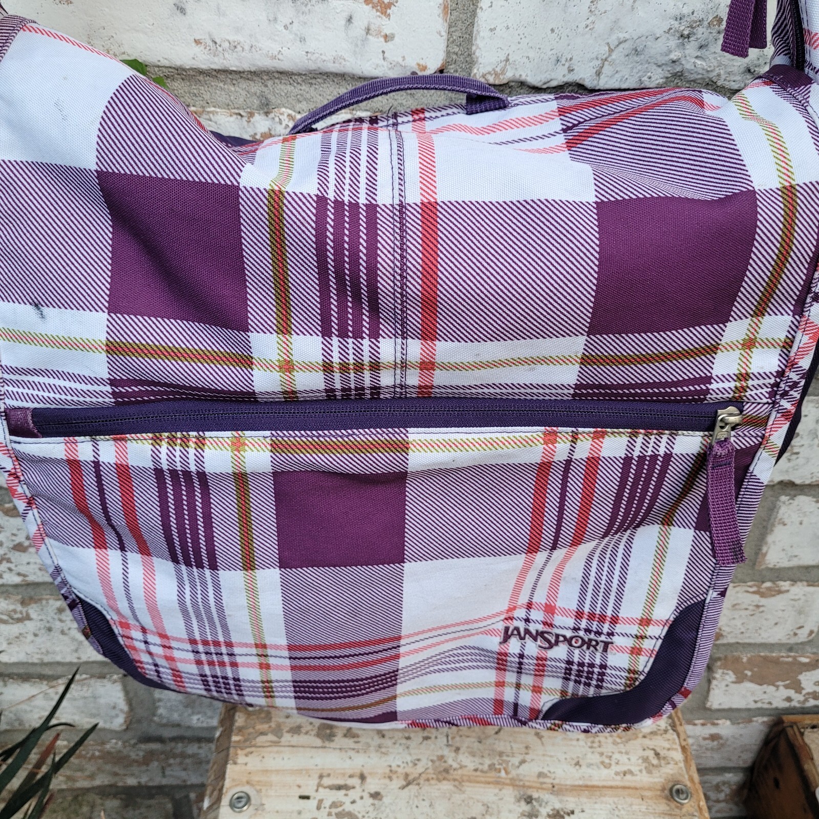 Jansport Crossbody Messenger Bag Pink/Purple Plaid 16… Gem