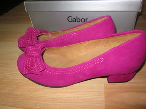 gabor pink pumps