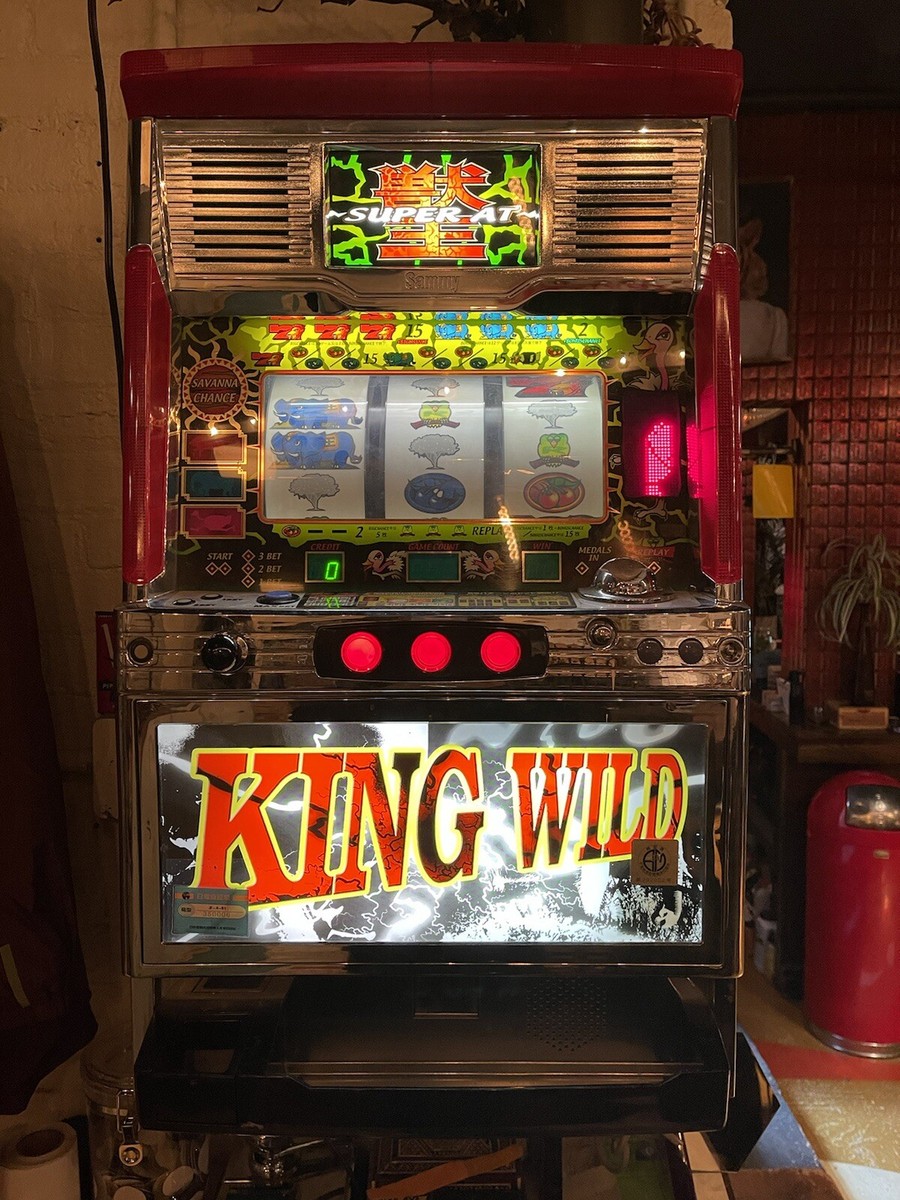 Vintage Sammy Token Slot Machine | eBay