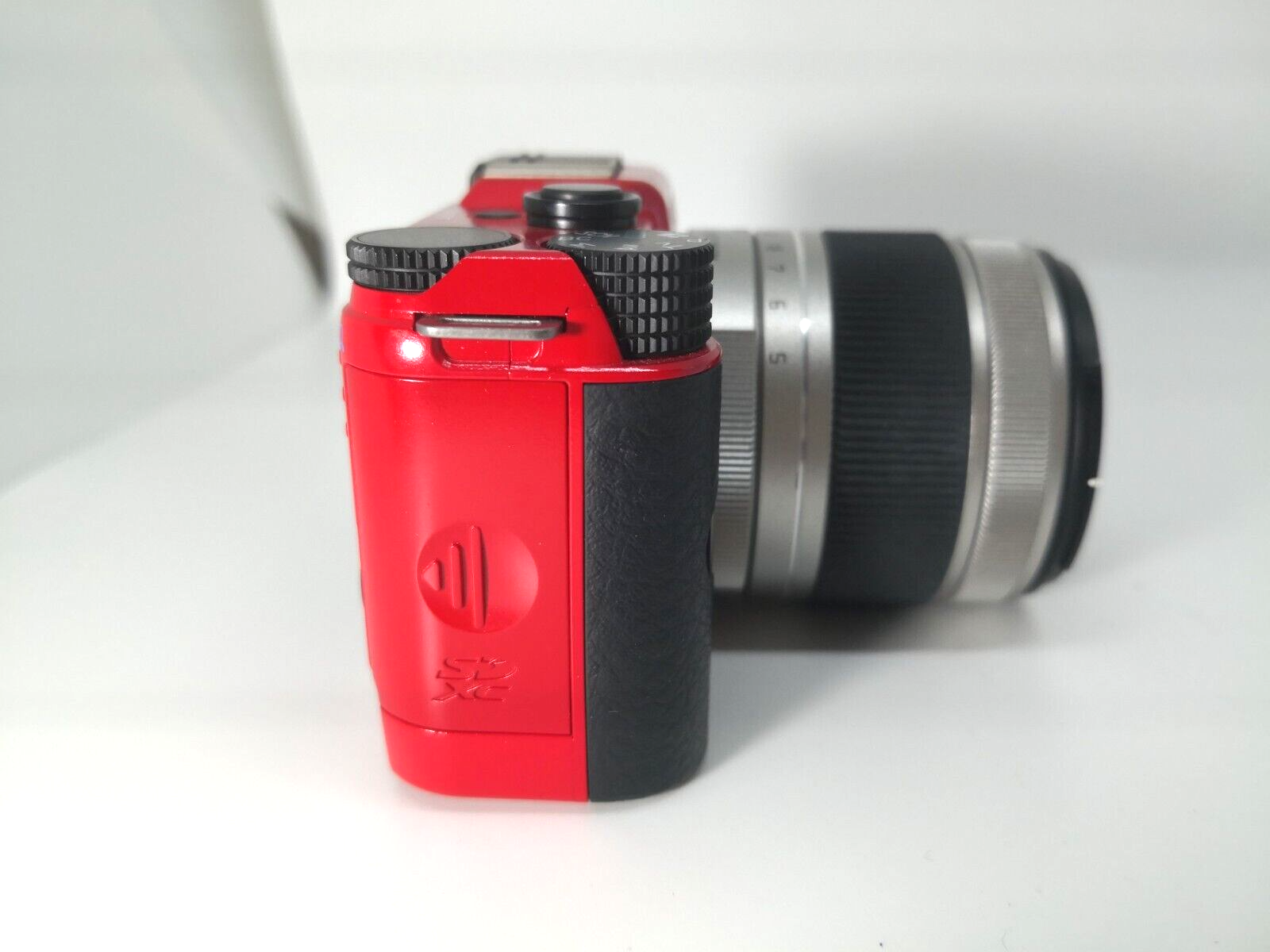 PENTAX Pentax Q Q10 12.4MP Digital Camera Red w/ SMC 515mm Lens "Near Mint" 27075221307 eBay