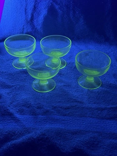 Vintage Depression Glass Green Sherbet Ice Cream Cup