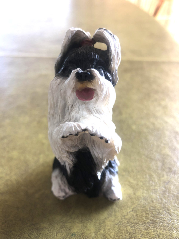 Forever Faithful Resin Begging Shih Tzu  Dog Figurine  4"H