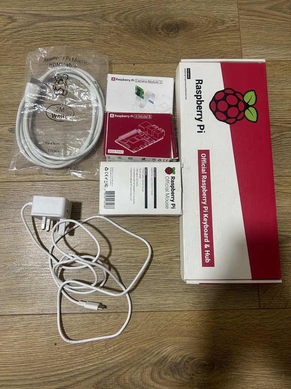 Raspberry Pi 4 Model B 8GB Starter Kit | Keyboard, Mouse, Camera, Power Supply