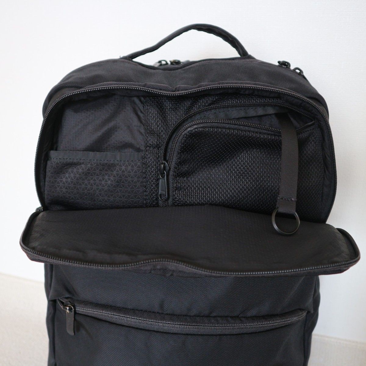 North Face Shuttle Double Layer Black Daypack, Us… - image 11