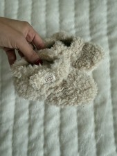 Ugg Bixbee Tan Infant Baby Slippers Crib Shoes Size US 04/05, UK 4
