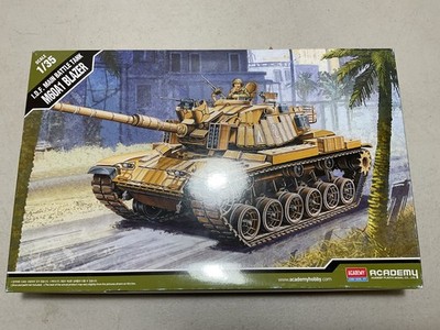 Academy 1:35 IDF M60A1 Blazer SI Kit