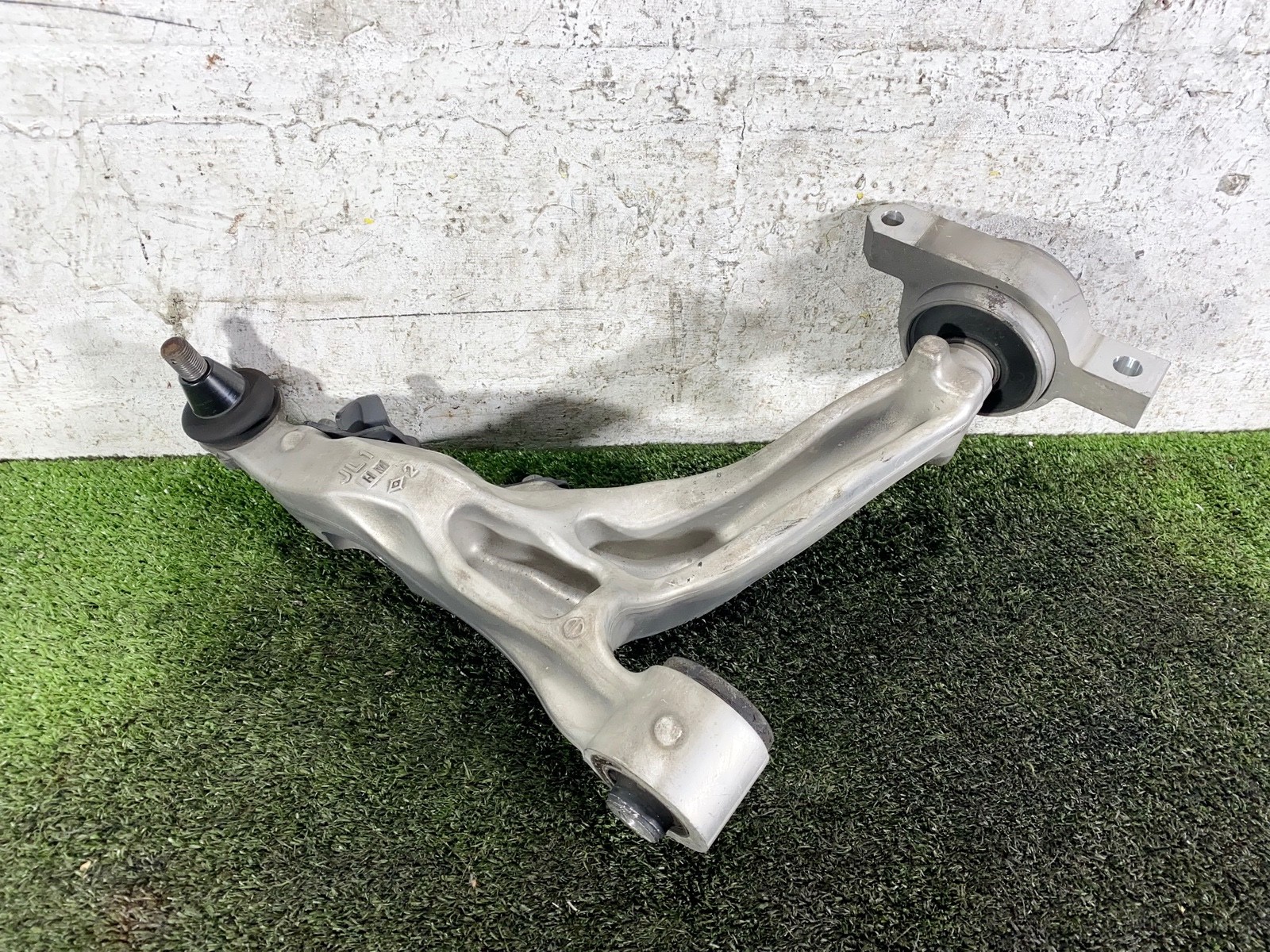 14-23 INFINITI Q50 Q60 FRONT LEFT DRIVER SIDE LOWER CONTROL ARM TRANSVERSE OEM