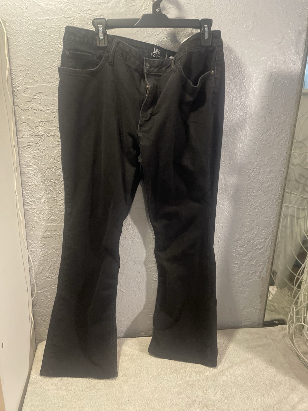 Riders by Lee Women's Stretch Black Denim Jeans Size 18P Boot Cut Mid Rise