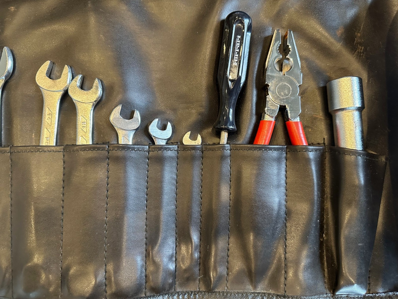 Ferrari 208, 308, 328,,412, 512, Testarossa, Factory Tool Kit, Used P/N 123254