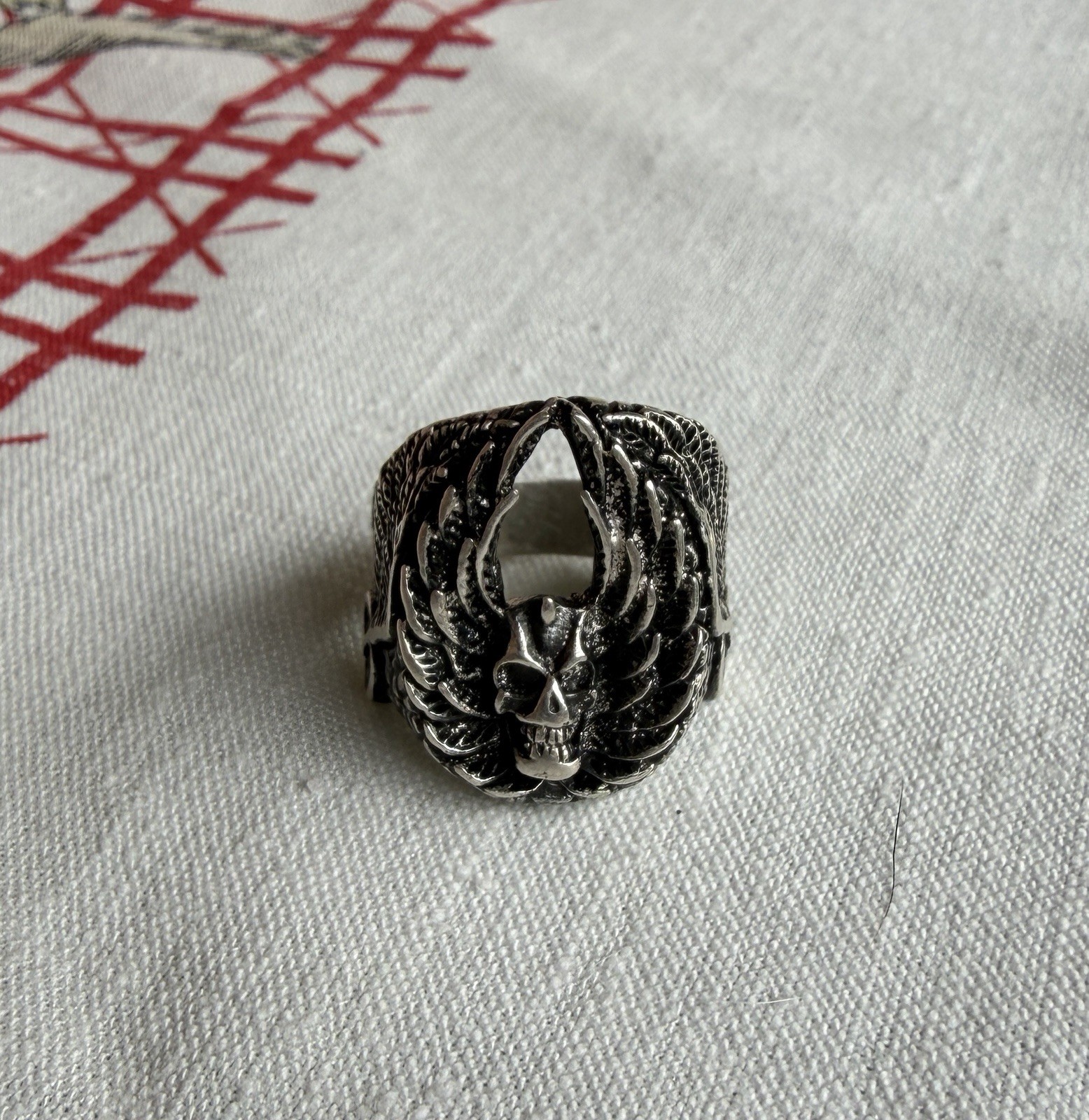 Silver ring skull - image 3