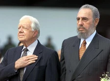 Cuban Leader Fidel Castro and US President Jimmy Carter Picture Photo 5" x 7"  