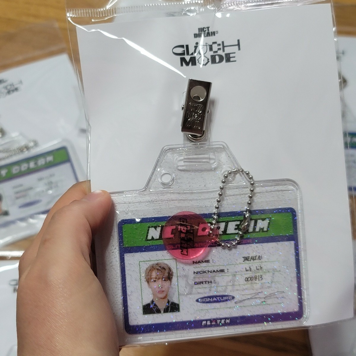 NCT DREAM [Glitch Mode] ARCADE Center Card Holder + ID card