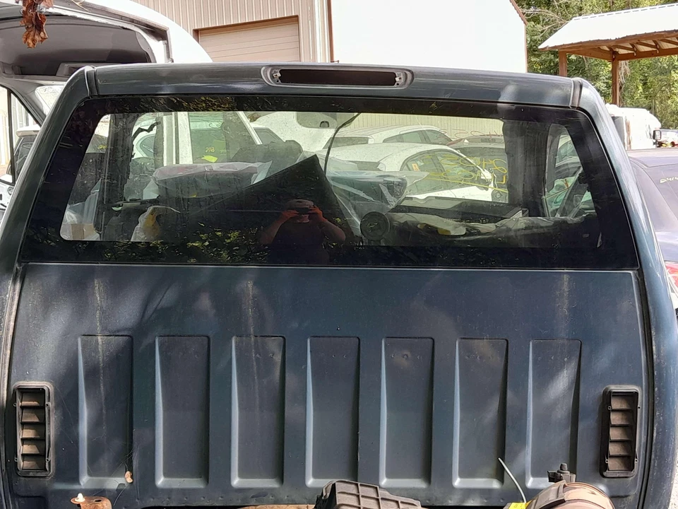 Заднее стекло 07–13 Chevy Silverado фиксированное без подогрева оттенок конфиденциальности от оригинального производителя 25778781 - Изображение 4 из 4