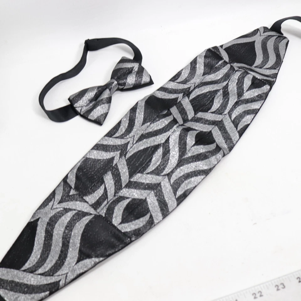 Formal Mens 100% Silk Bow Tie & Cummerbund Set Pleated Geo Abstract Silver Black - Image 4 of 4