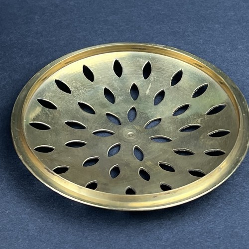 Hand Turned Wooden Pyrography Bowl with Brass Lid Potpourri Faux Floral Trinkets - Picture 9 of 12