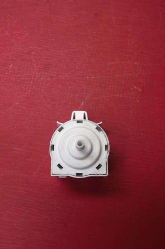 Waschmaschine SWAN SW15821W DRUCKSCHALTER