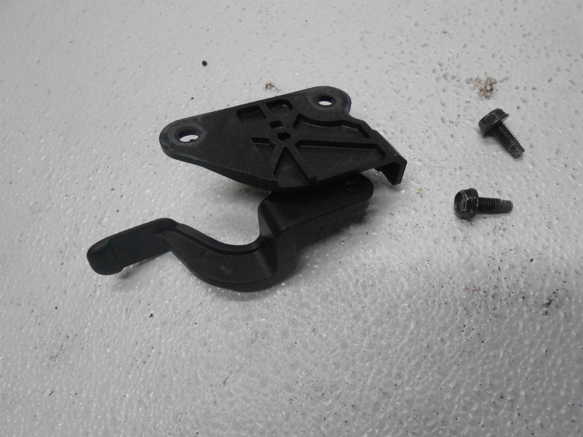 2016 Nissan Versa Trunk Lid Handle Button Release With Bolts 84642