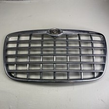 2005 - 2010 Chrysler 300 Touring Front Upper Grill Grille Oem Chrysler 2005 - 2010 Chrysler 300 Touring Front Upper Grill Grille Oem Chrysler