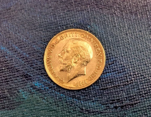 1911 Gold Sovereign British Coin  King George V