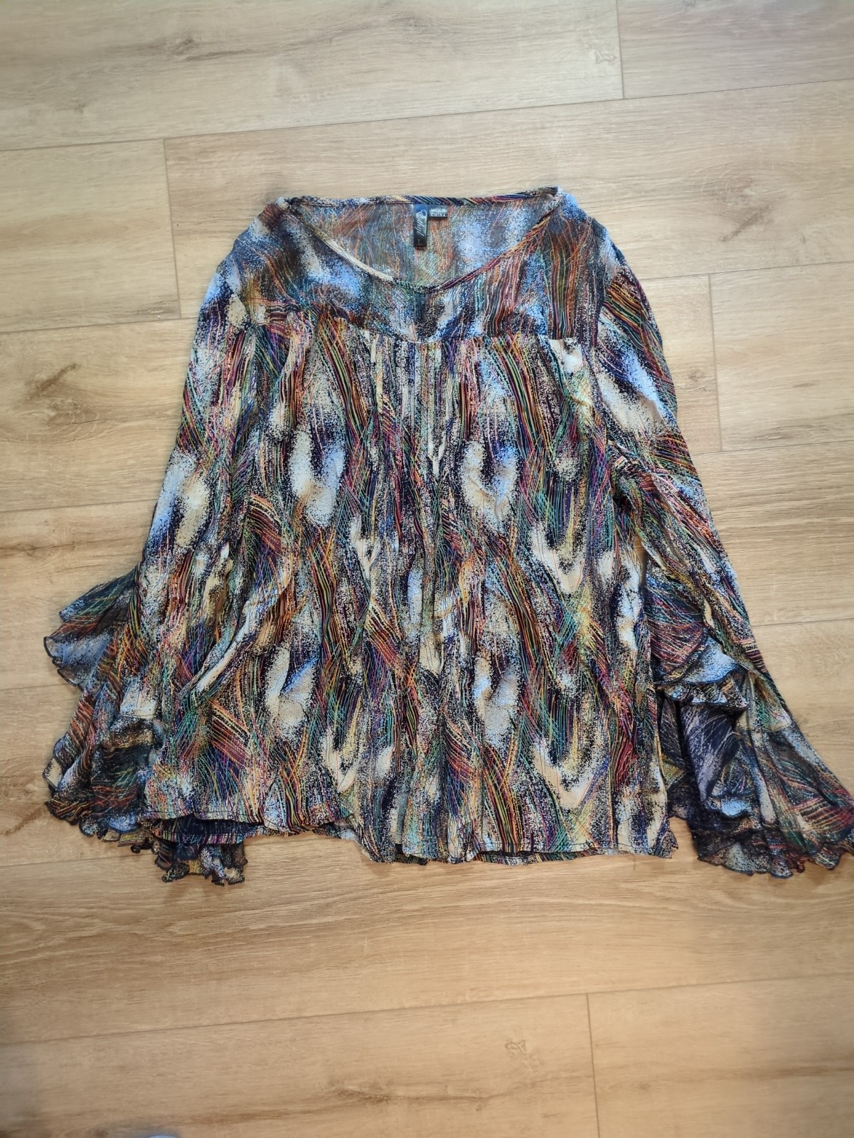Dramatic Hippy Boho Pleated Front Mesh Collar But… - image 11