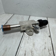 True 884833 Valve