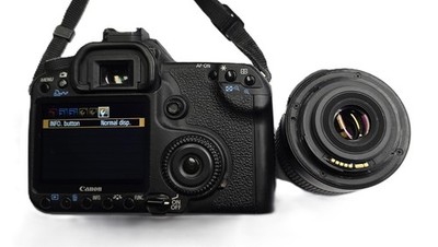 Canon EOS 50D DSLR + EF-S18-55mm f/3.5-5.6 IS Lens - Free Shipping