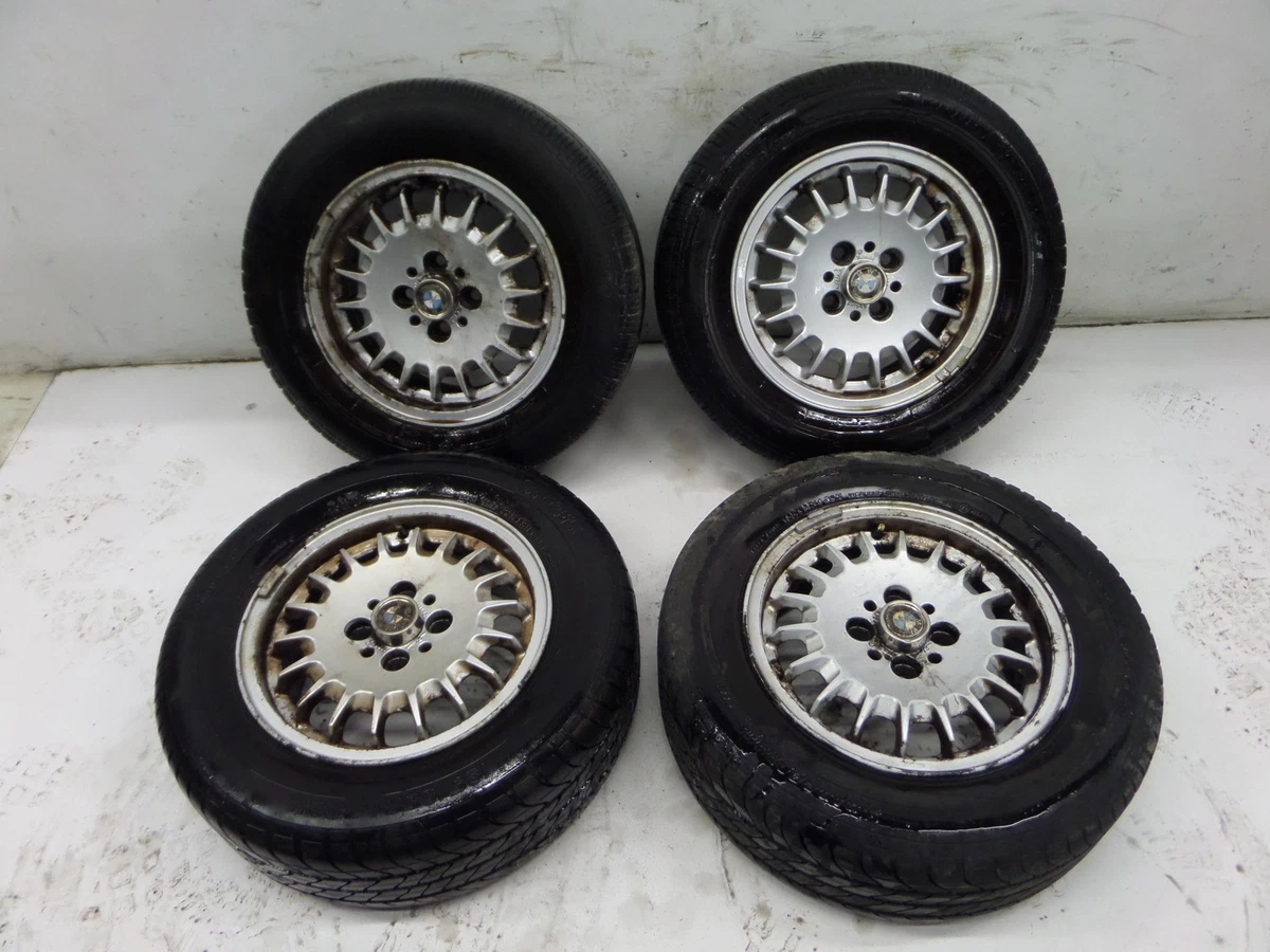 84 92 BMW E30 14