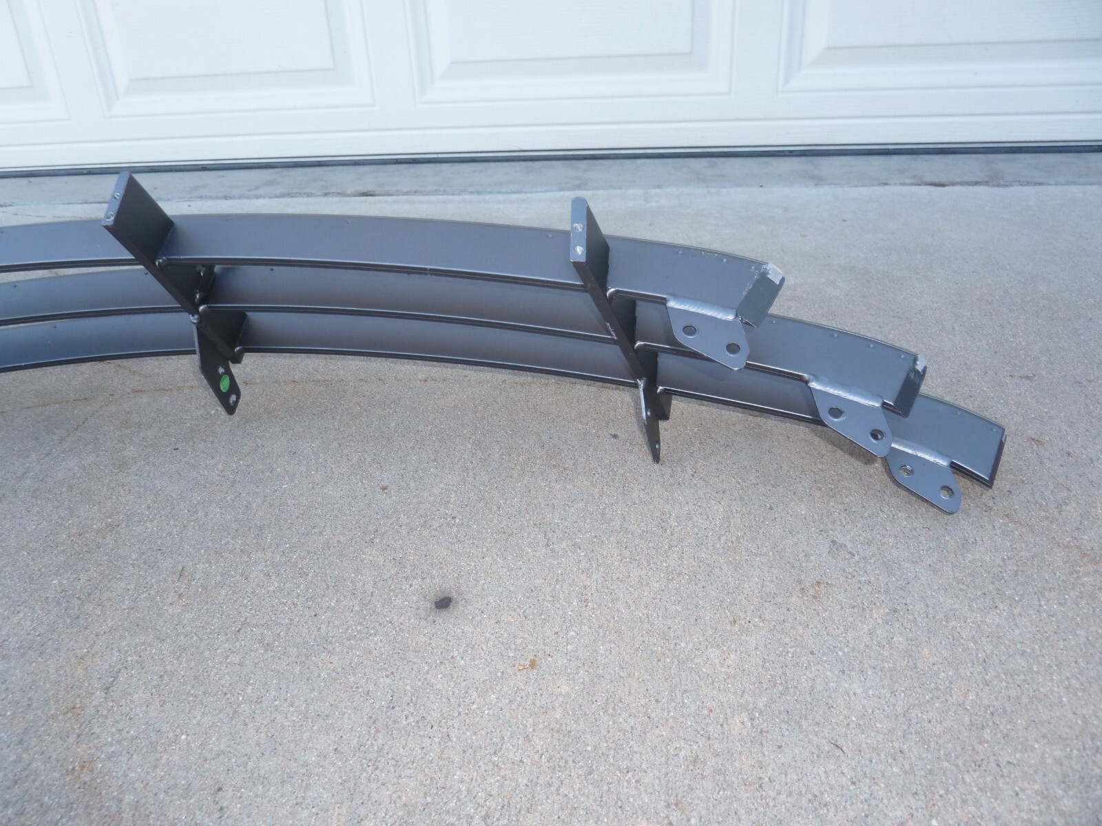 15-18 Ferrari California OEM Front Bumper Center GRILLE DAMAGED ASSEMBLY SCREEN