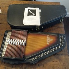 Sekova Chromaharp 12 Chord Autoharp Zither Sunburst with Hard Case Japan
