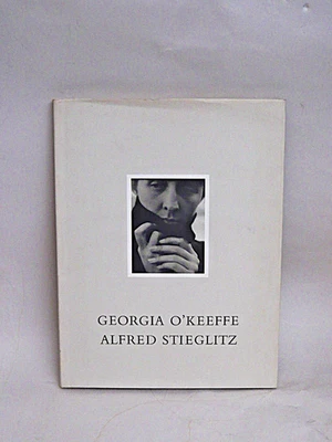 Georgia O´ Keeffe fotografiert von Alfred Steglitz Metropolitan Museum of Art - Bild 1 von 4