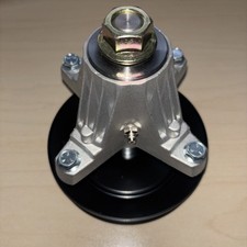 REPLACEMENT MOWER DECK SPINDLE KIT. FOR CUB CADET 918-14822B NEW S-8-8