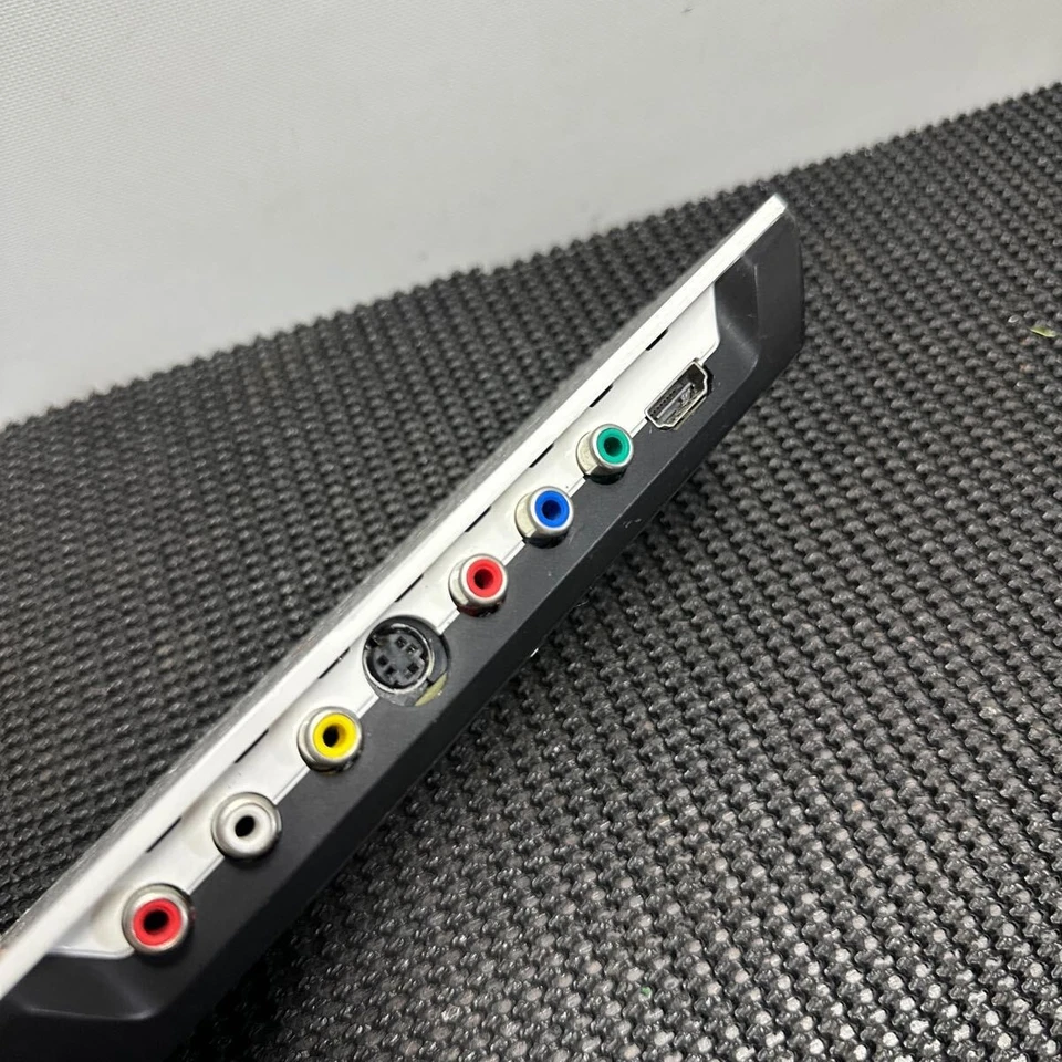 Blackmagic Intensity Shuttle Thunderbolt – HDMI & Analog I/O, for Part Only - Image 4 of 4