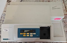 Molecular Devices SPECTRAmax PLUS Microplate Spectrophotometer