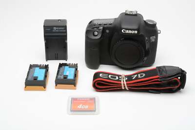 Canon EOS 7D 18MP DSLR body, 2 batts, charger, strap, No USB Port