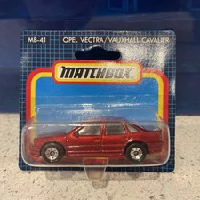 Matchbox MB41 Opel Vectra/Vauxhall Cavalier GSI 2000 Red Mint Condition New